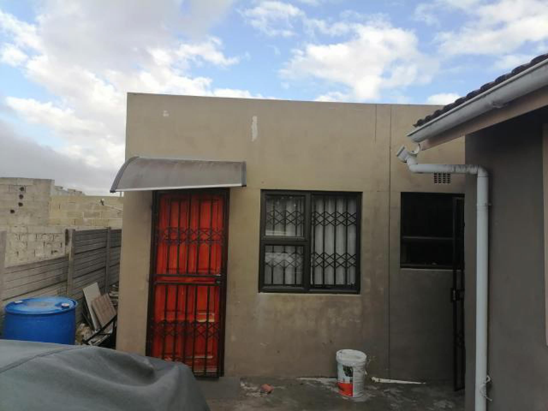 Backyard of property in Sillwood Heights