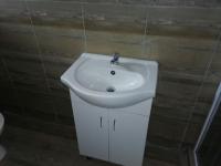 Main Bathroom of property in Sillwood Heights
