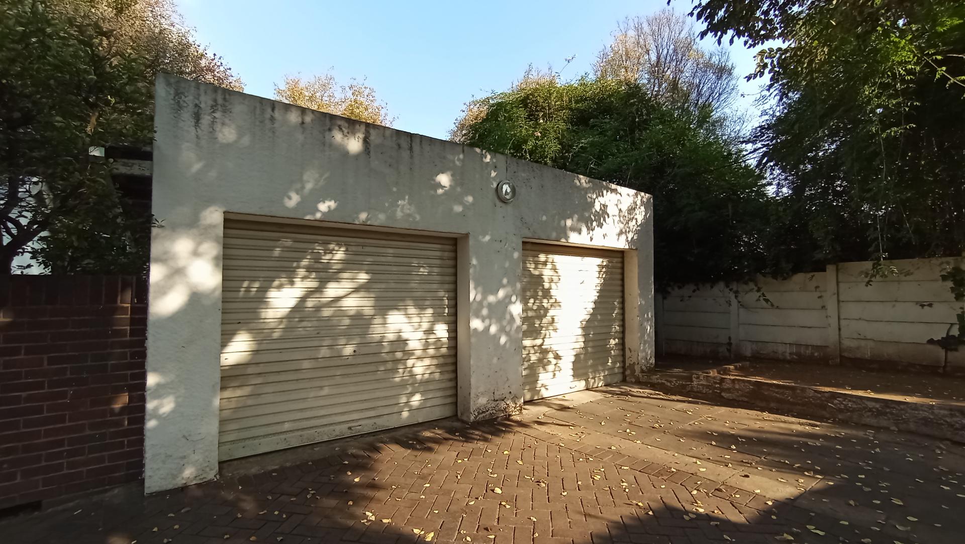 Spaces - 6 square meters of property in Blairgowrie