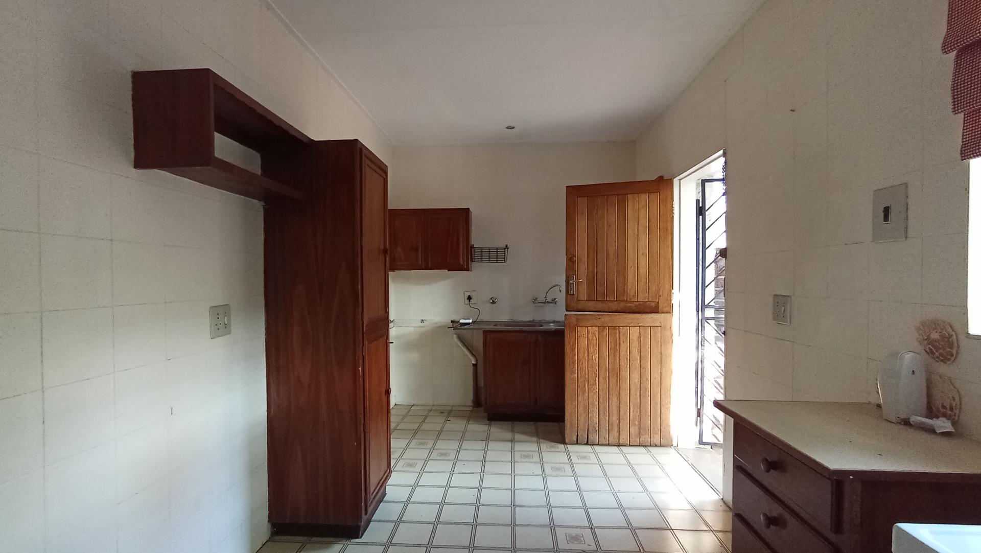 Kitchen - 16 square meters of property in Blairgowrie