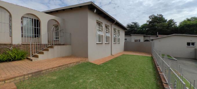 3 Bedroom Apartment for Sale For Sale in Floracliffe - MR631381