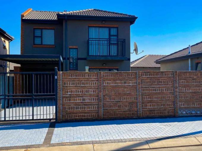 3 Bedroom House for Sale For Sale in Alberton - MR631397