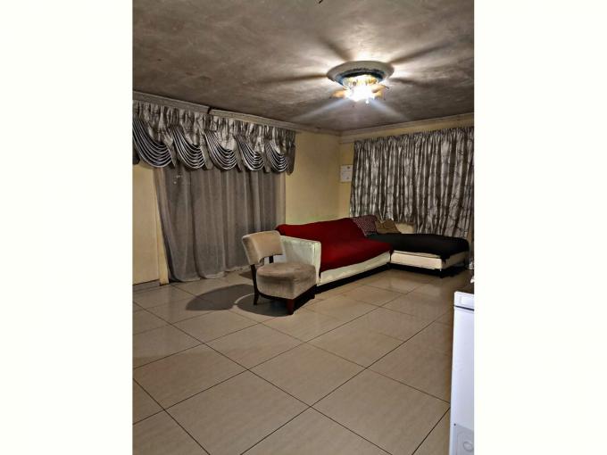 4 Bedroom House for Sale For Sale in Philip Nel Park - MR631435