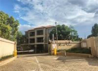 Front View of property in Weltevreden Park