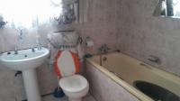 Bathroom 2 of property in Vanderbijlpark