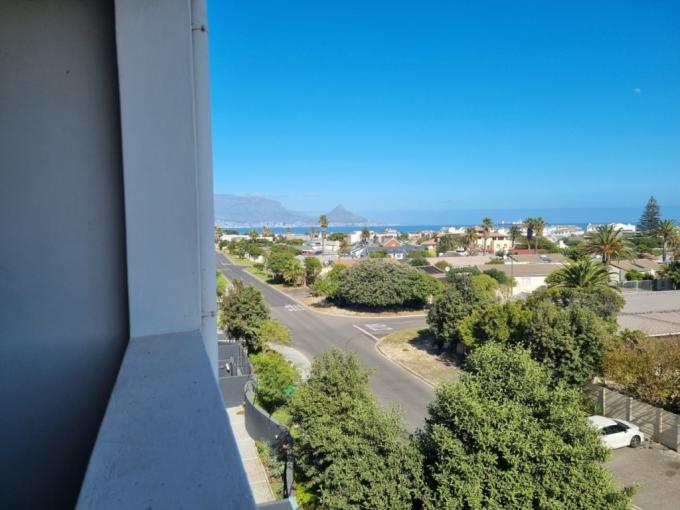 1 Bedroom Apartment for Sale For Sale in Bloubergstrand - MR631520