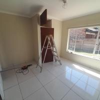  of property in Theresapark
