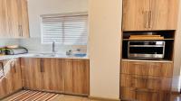 Kitchen - 7 square meters of property in Willowbrook