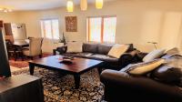 Lounges - 21 square meters of property in Willowbrook