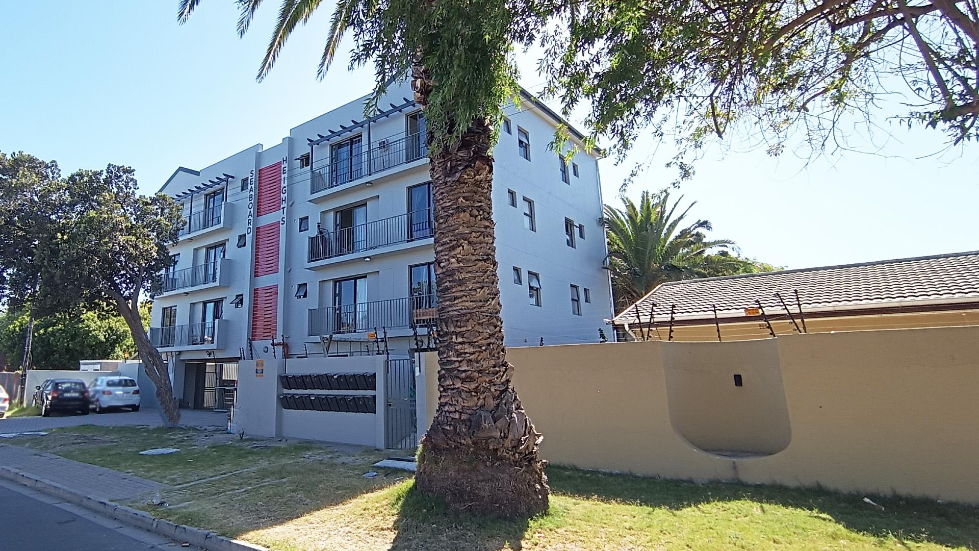 Front View of property in Table View