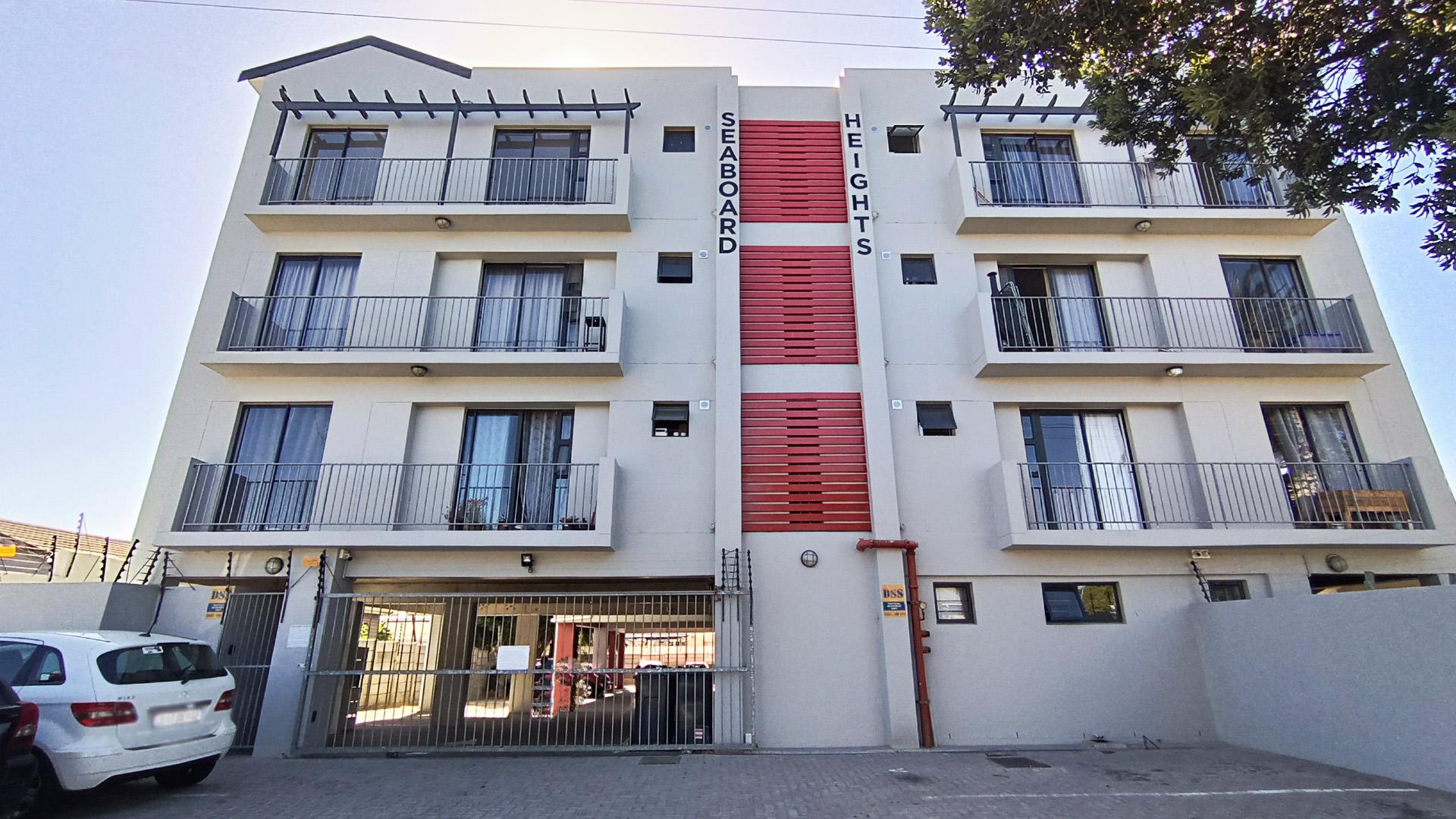 Front View of property in Table View