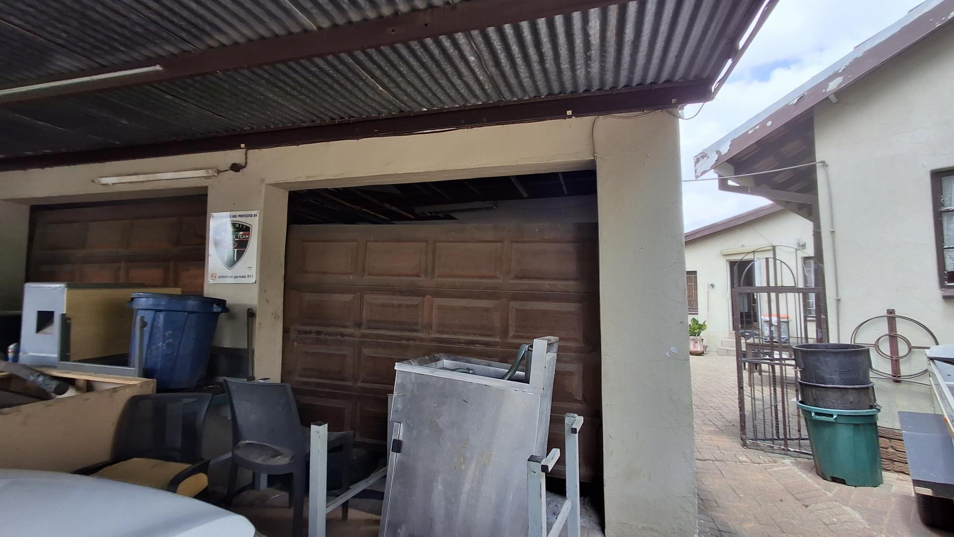 Garage of property in Kriel