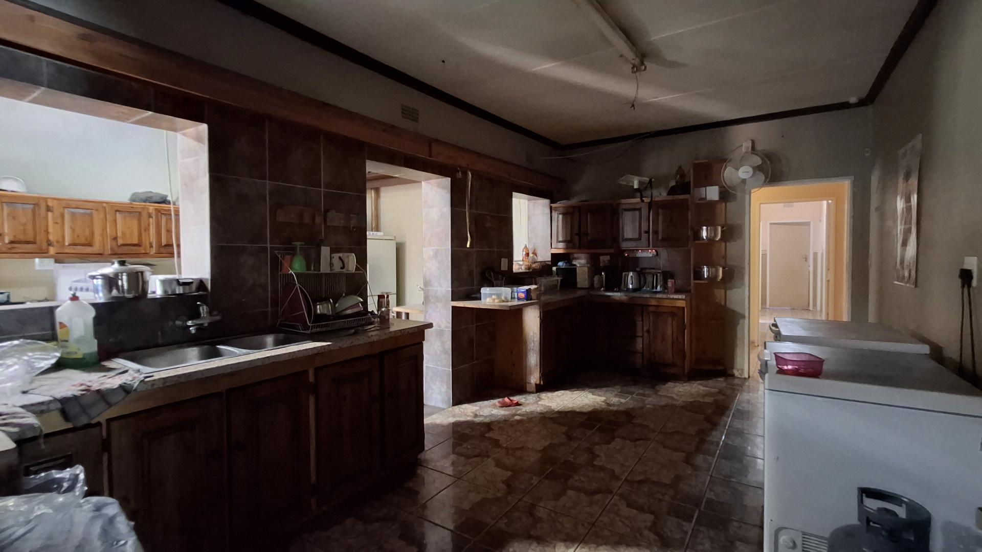 Kitchen of property in Kriel