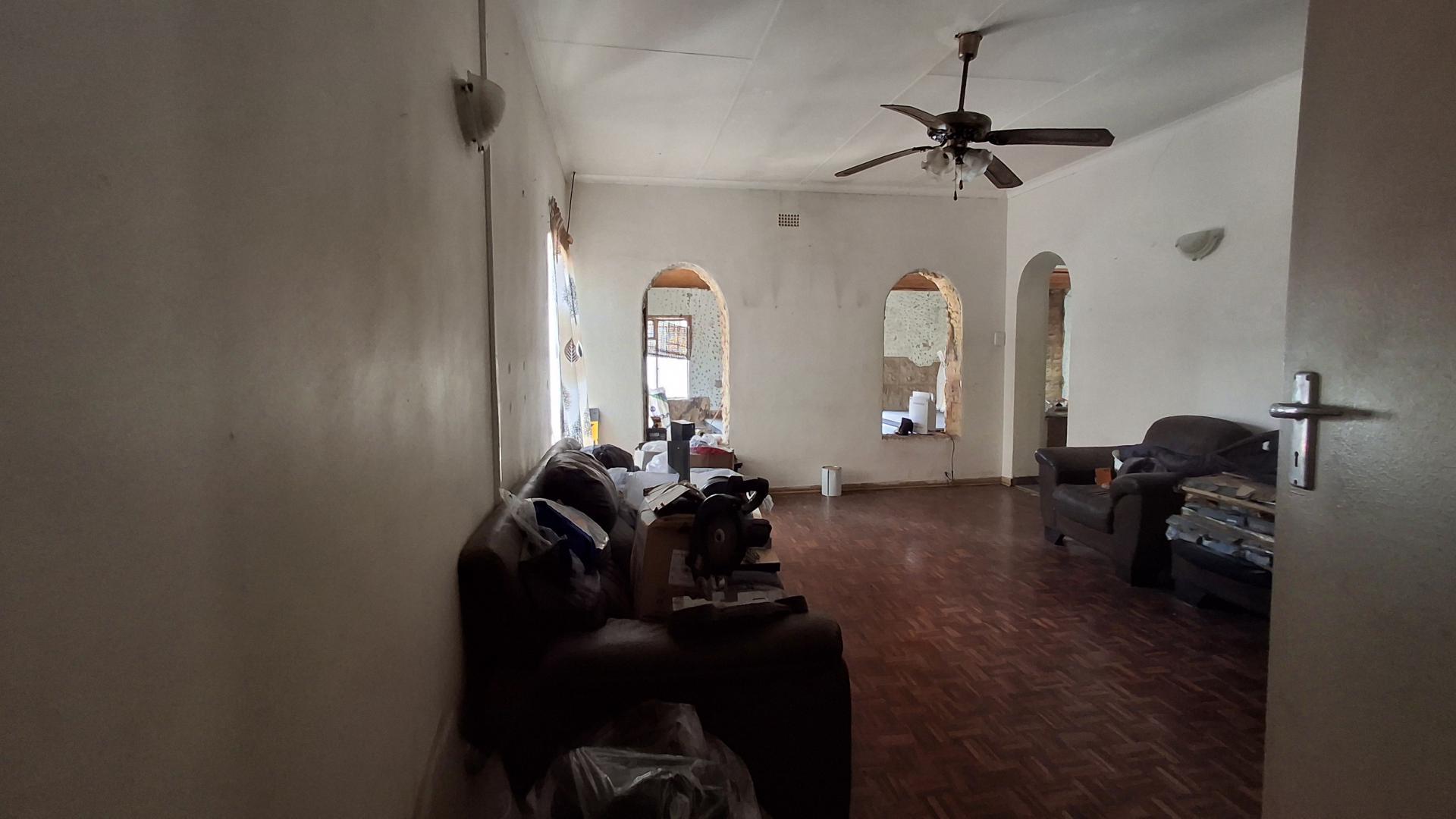 Lounges of property in Kriel