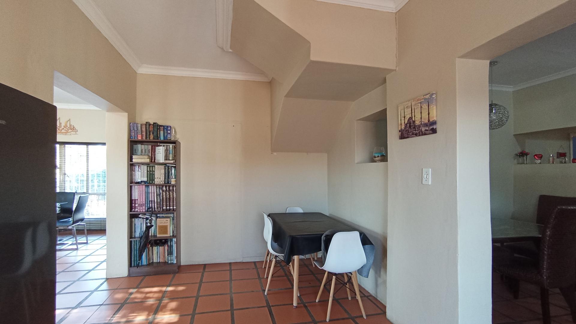 Spaces - 48 square meters of property in Horison Park