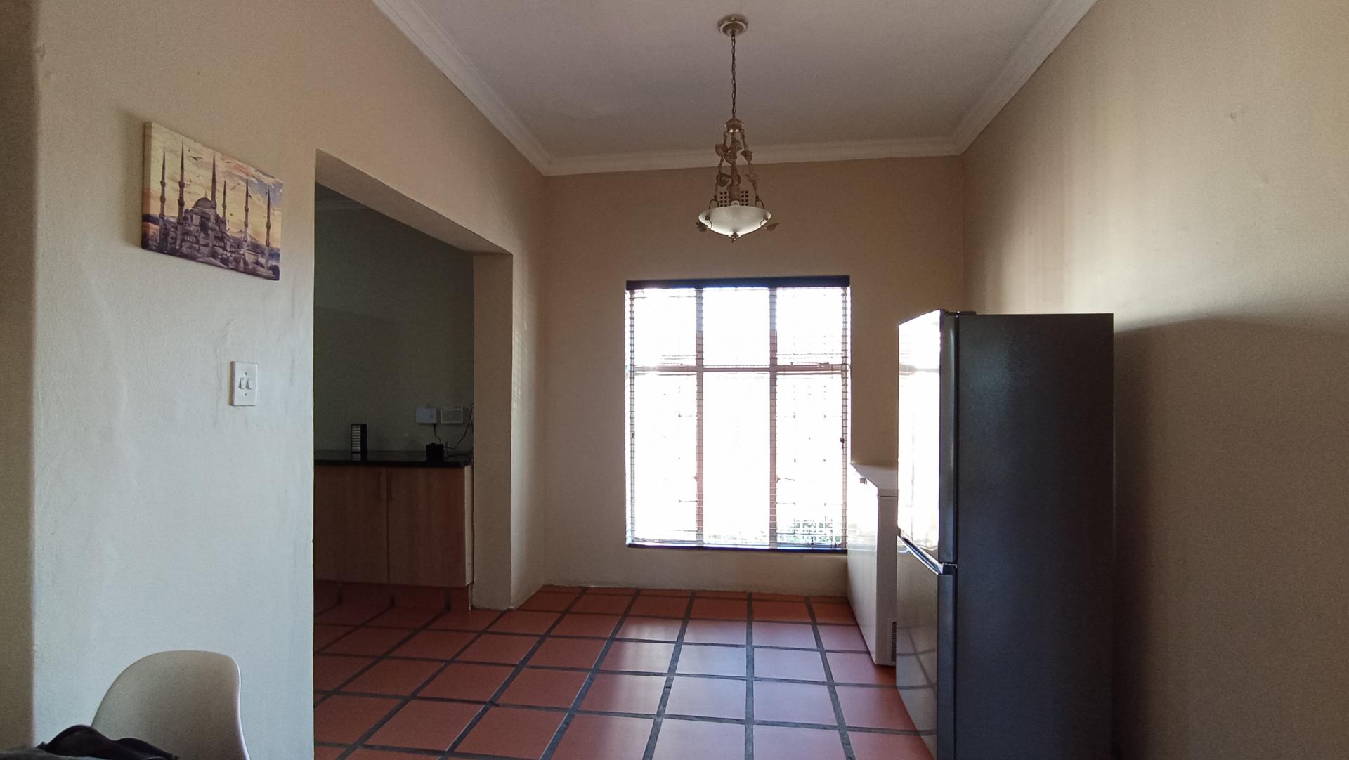 Spaces - 48 square meters of property in Horison Park