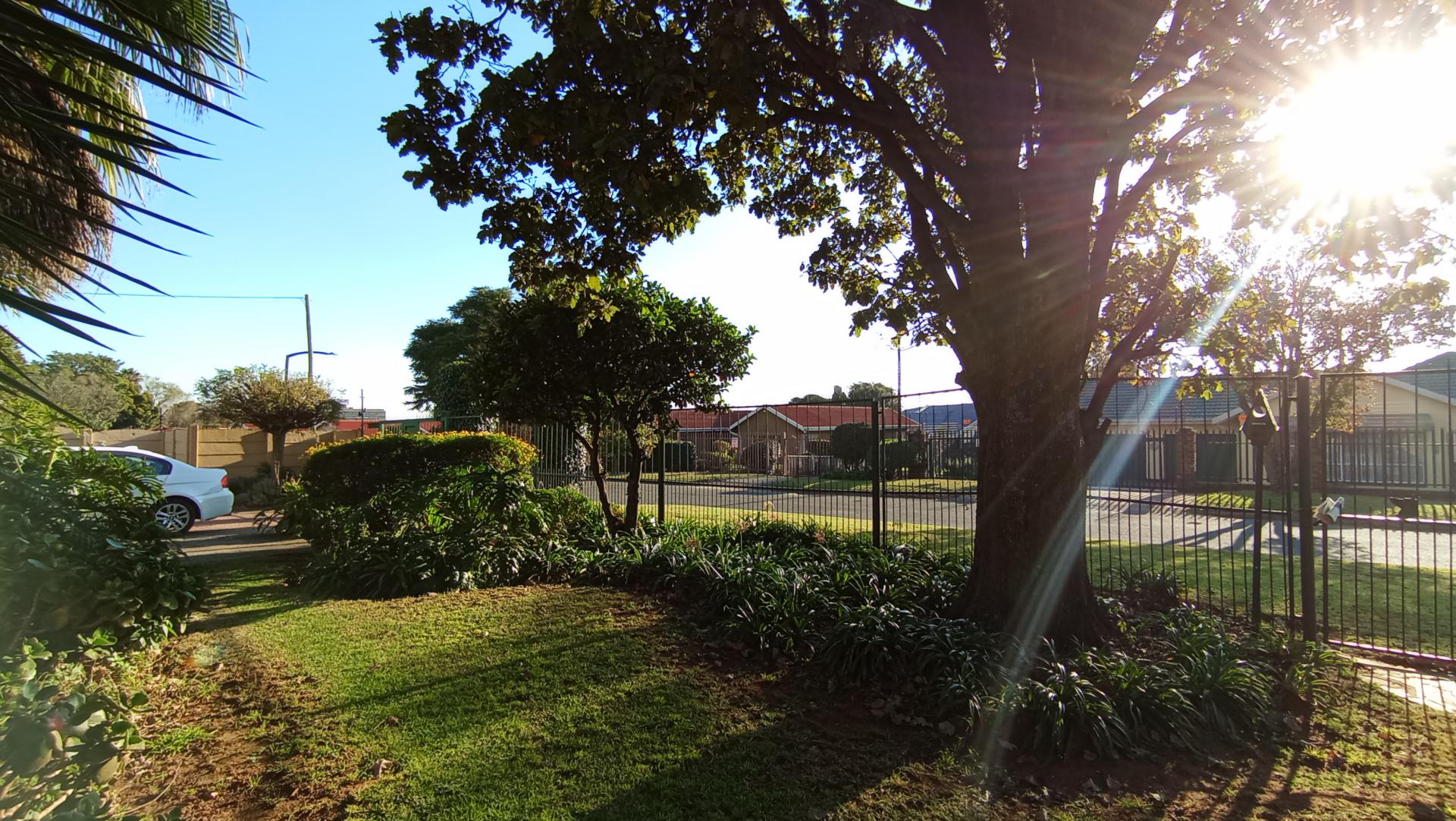 Backyard of property in Horison Park