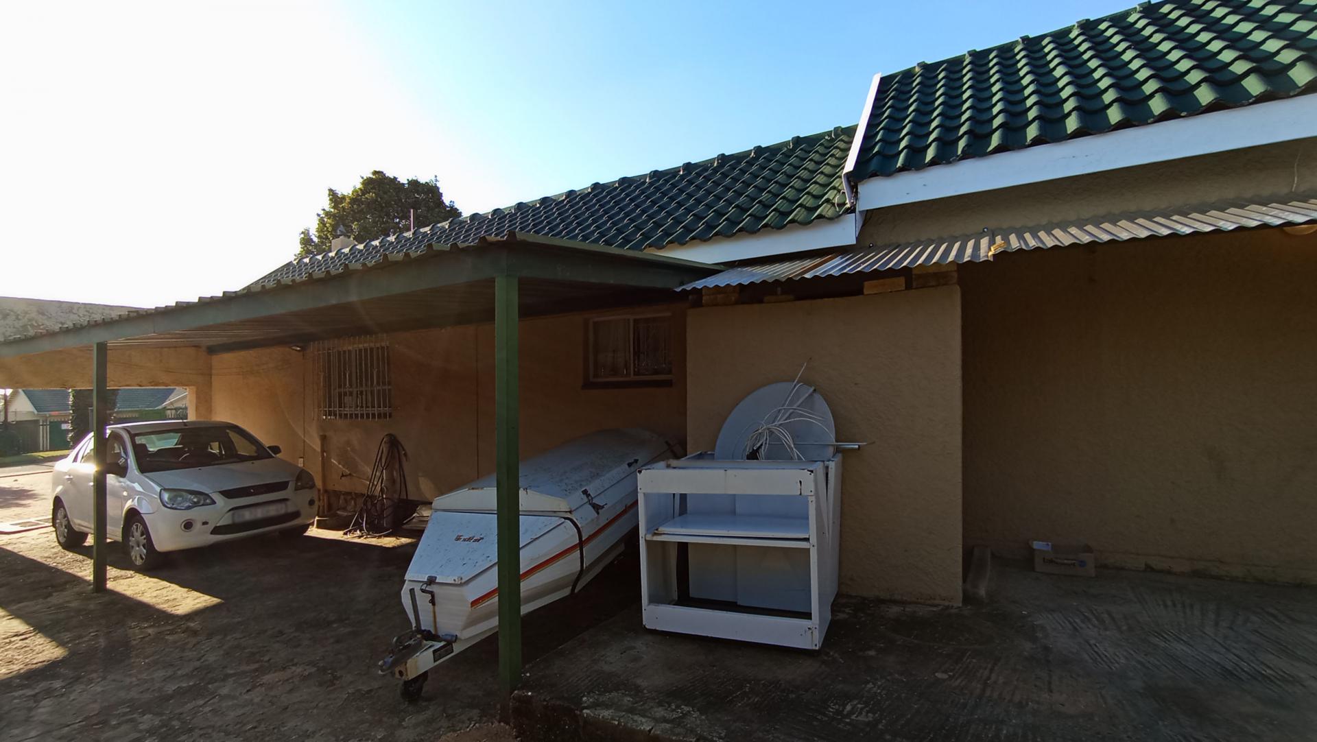 Front View of property in Horison Park