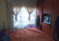 Bed Room 1 of property in Roodekop