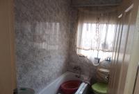 Bathroom 2 of property in Roodekop