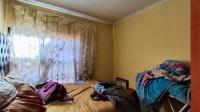 Bed Room 2 - 10 square meters of property in Roodekop
