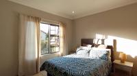 Bed Room 2 - 14 square meters of property in Rua Vista