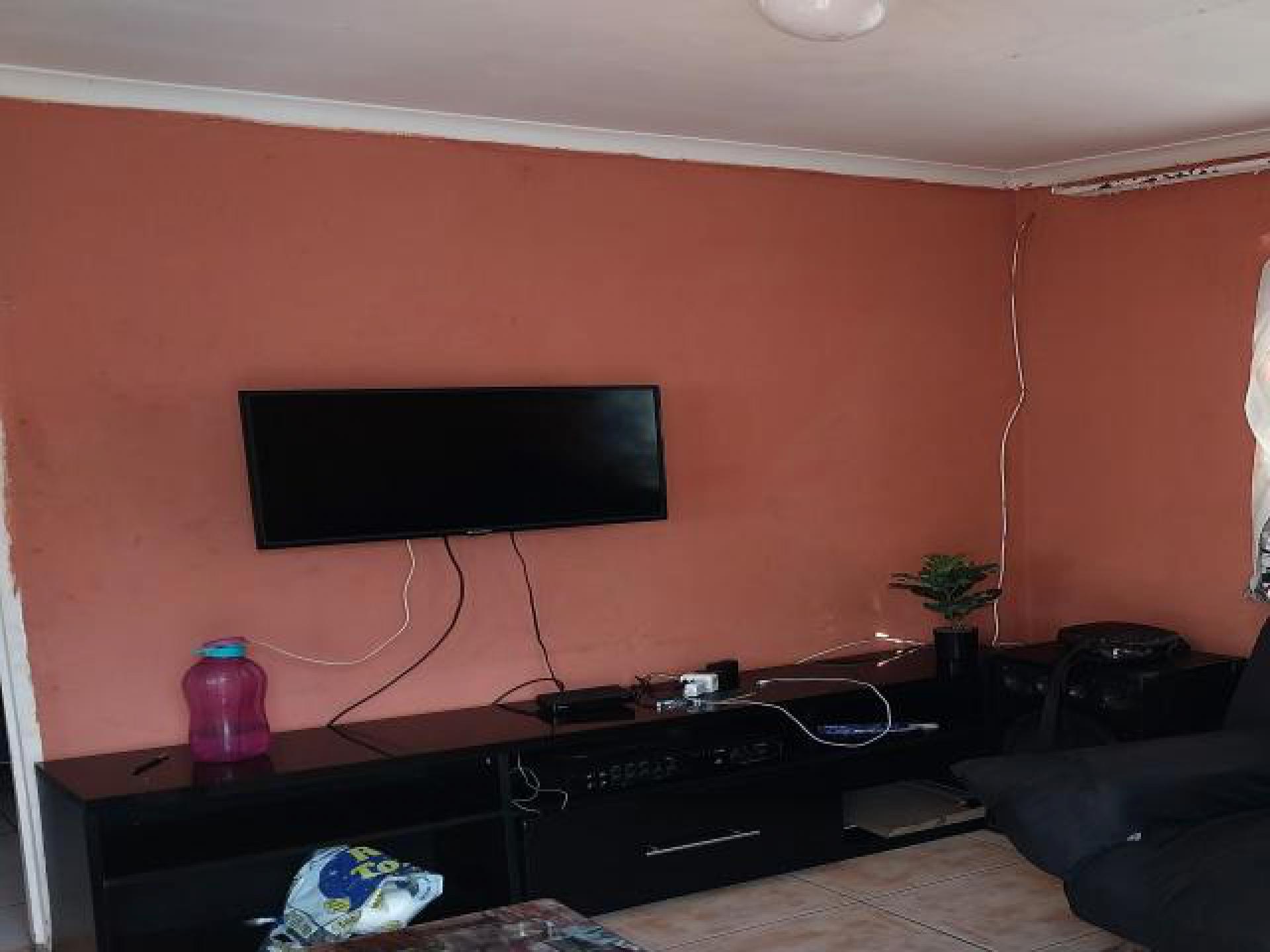 Lounges of property in Mpumalanga - KZN