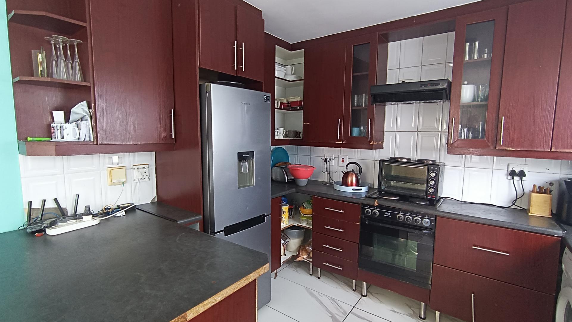 Kitchen - 11 square meters of property in Parklands