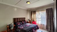 Main Bedroom - 16 square meters of property in Jansen Park