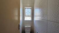 Bathroom 1 - 5 square meters of property in Vanderbijlpark
