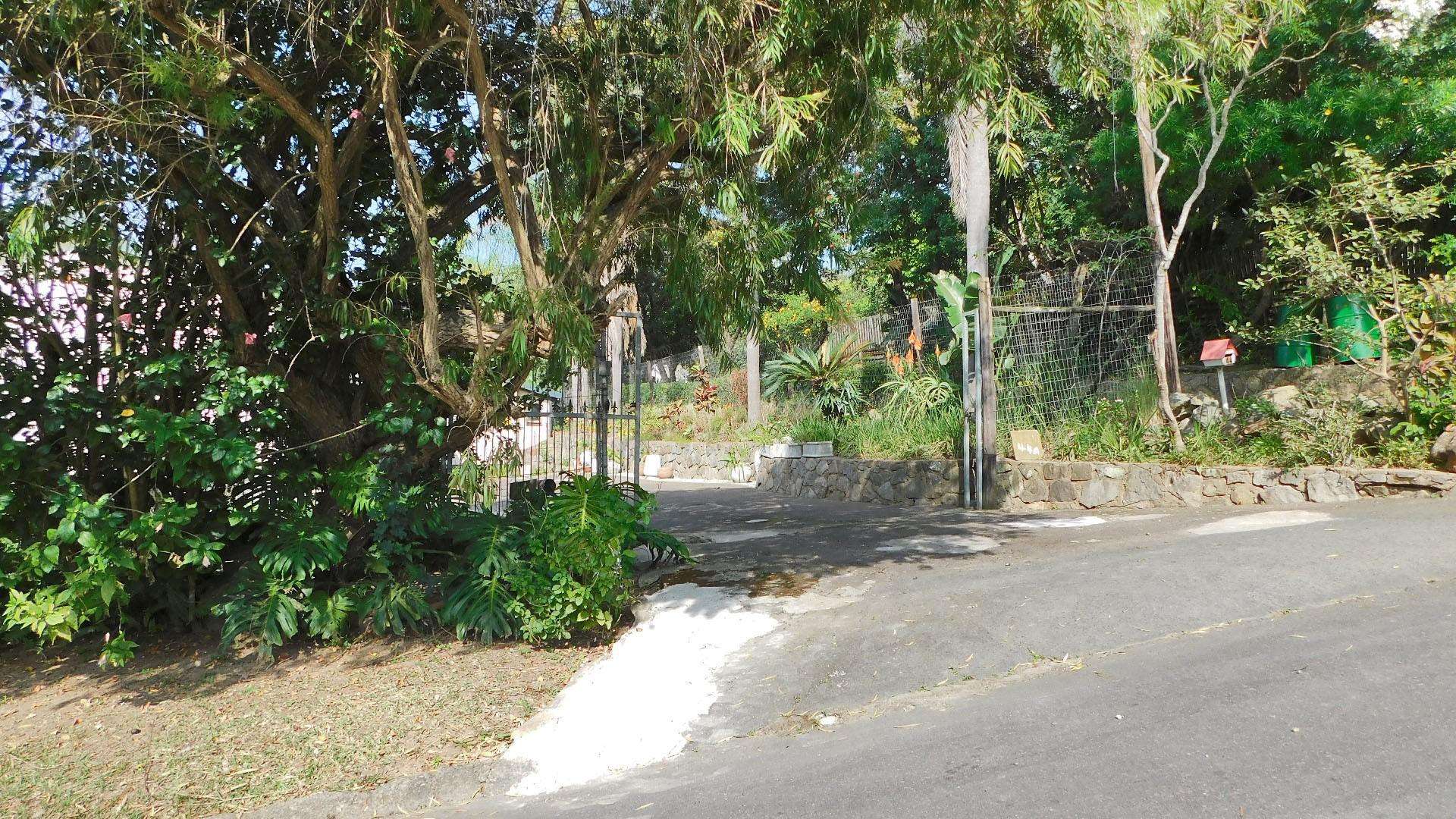 Front View of property in Dawncrest