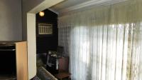 Spaces - 28 square meters of property in Dawncrest