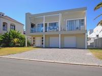 4 Bedroom 3 Bathroom House to Rent for sale in Bloubergstrand