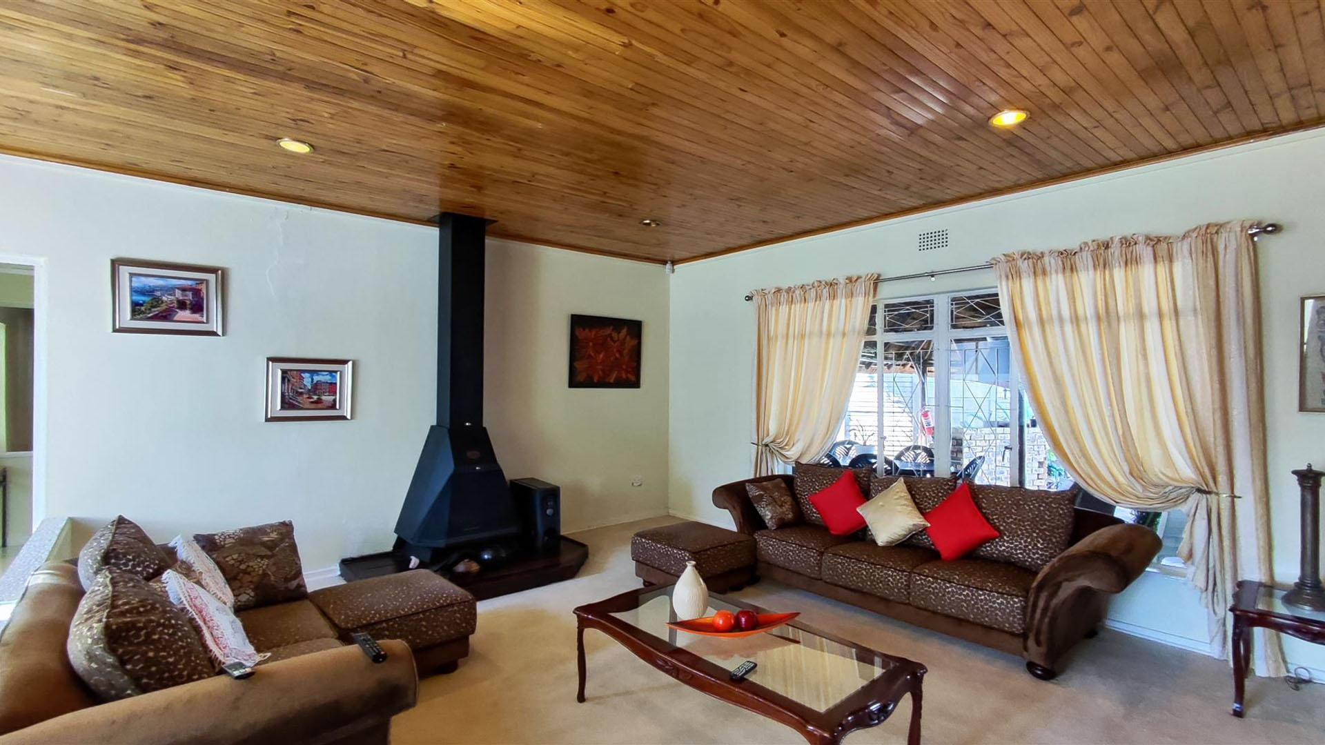 TV Room - 31 square meters of property in Arcon Park