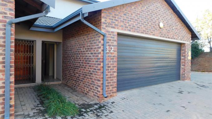 3 Bedroom Sectional Title for Sale For Sale in Doornpoort - MR632696