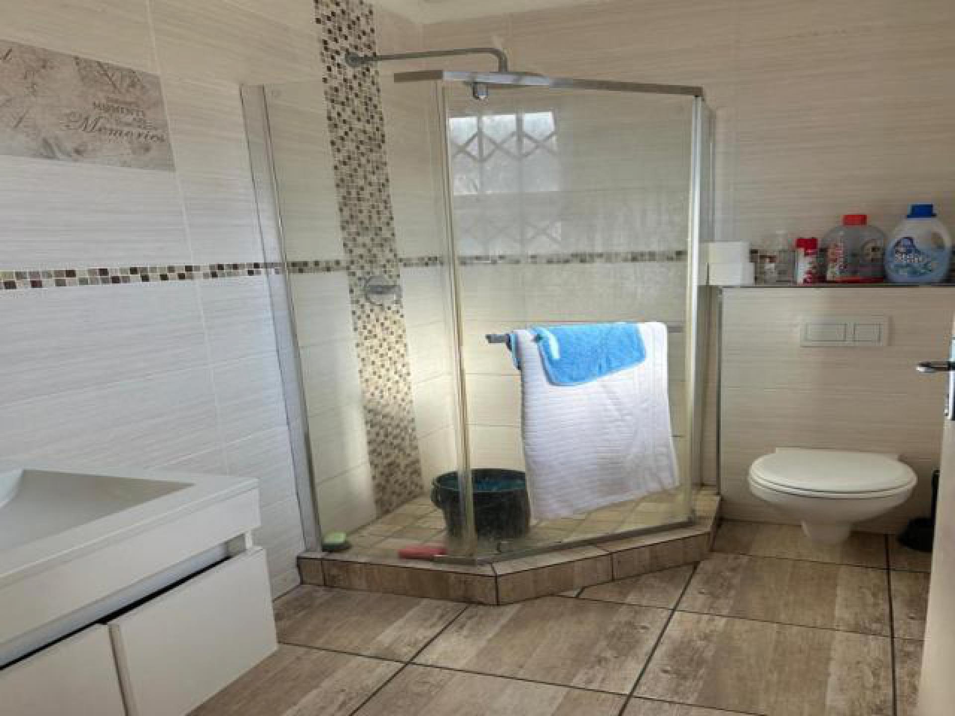 Bathroom 1 of property in Mandalay