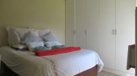 Main Bedroom - 13 square meters of property in Azaadville Gardens