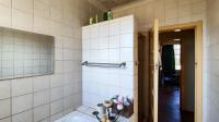 Bathroom 1 - 7 square meters of property in Selection park