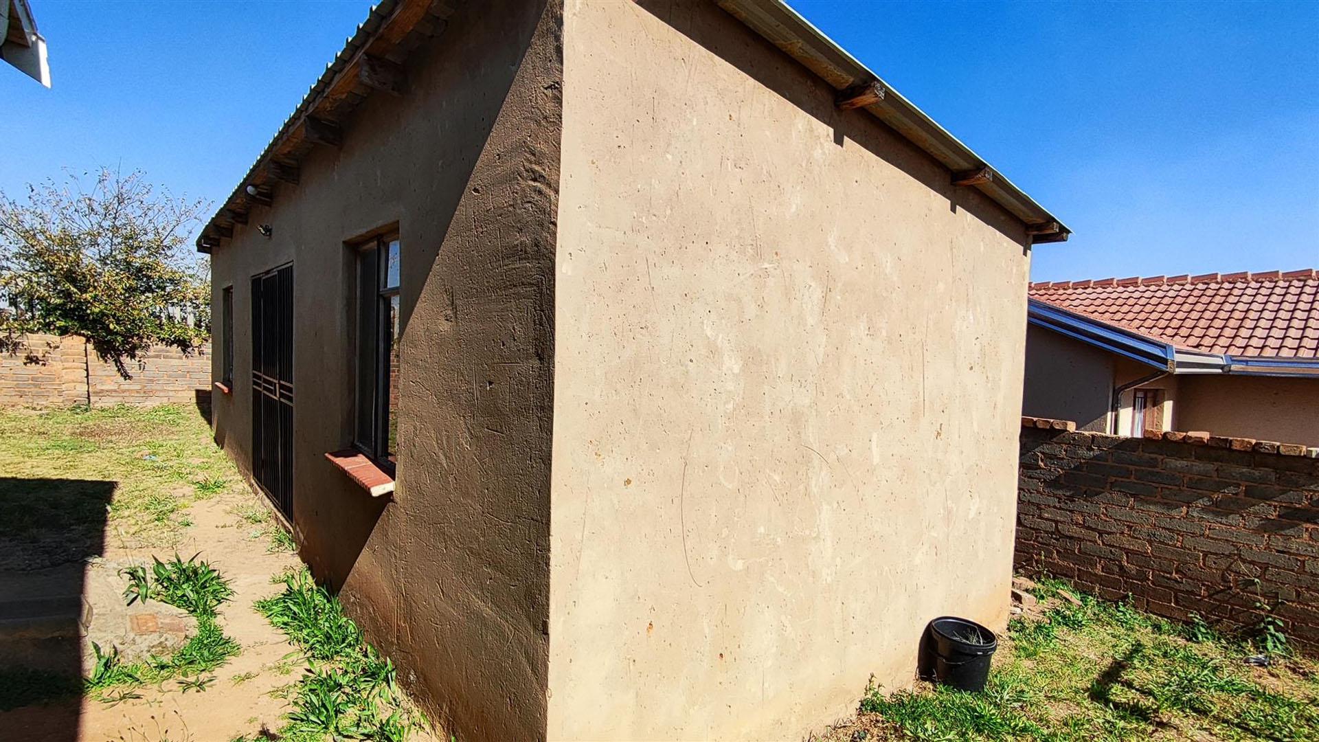 Backyard of property in Daveyton