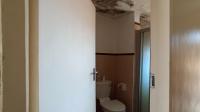 Bathroom 1 - 5 square meters of property in Karenpark