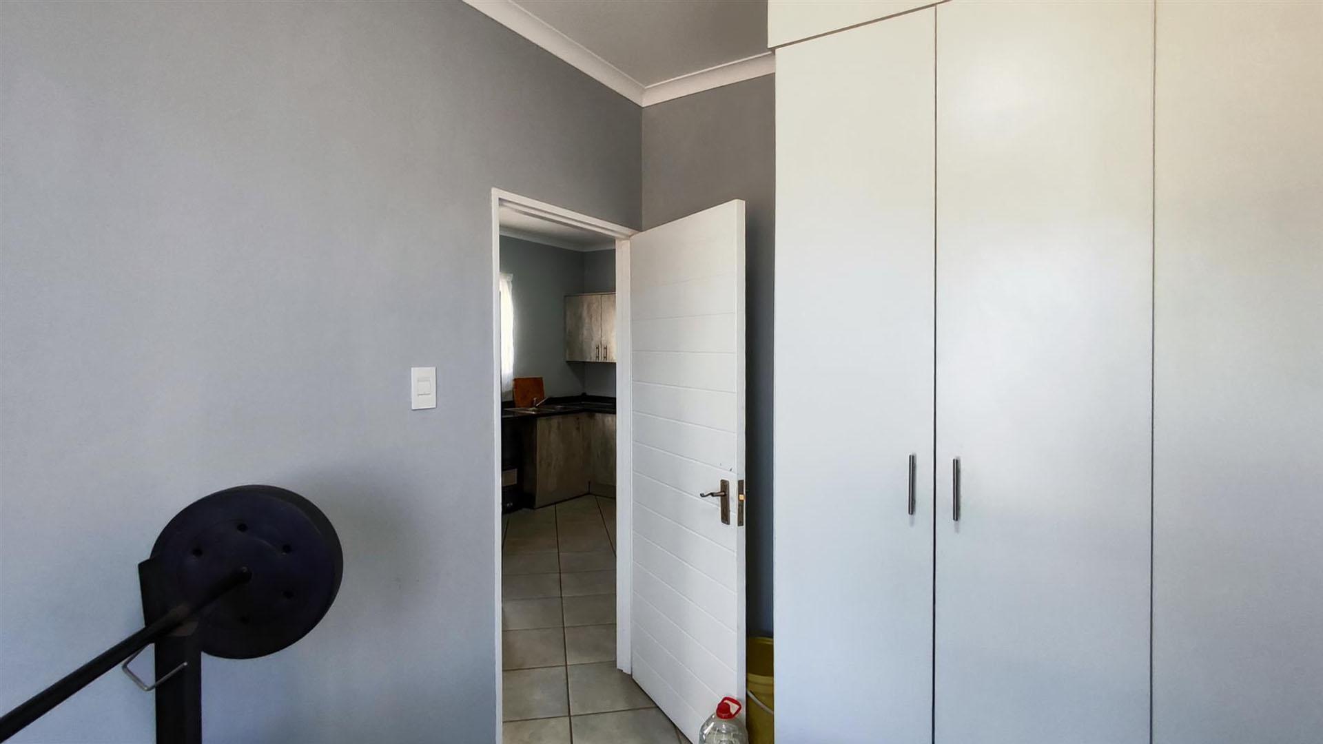 Bed Room 1 - 9 square meters of property in Norton's Home Estates