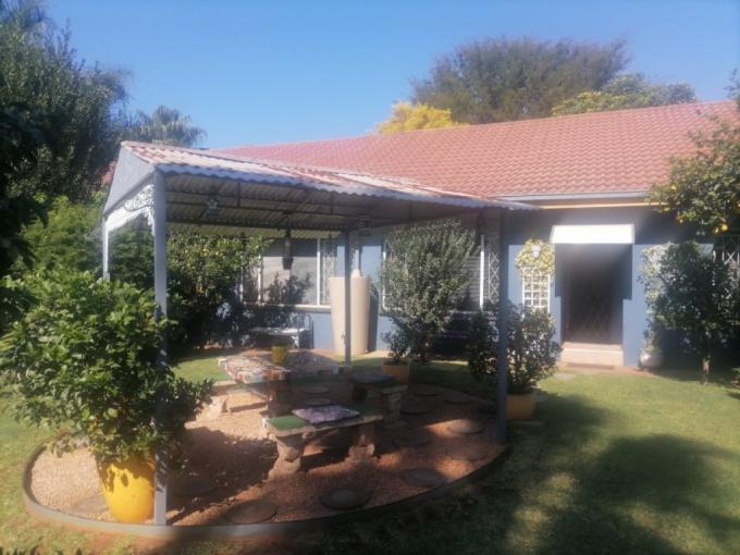 3 Bedroom House for Sale For Sale in Dorandia - MR633049