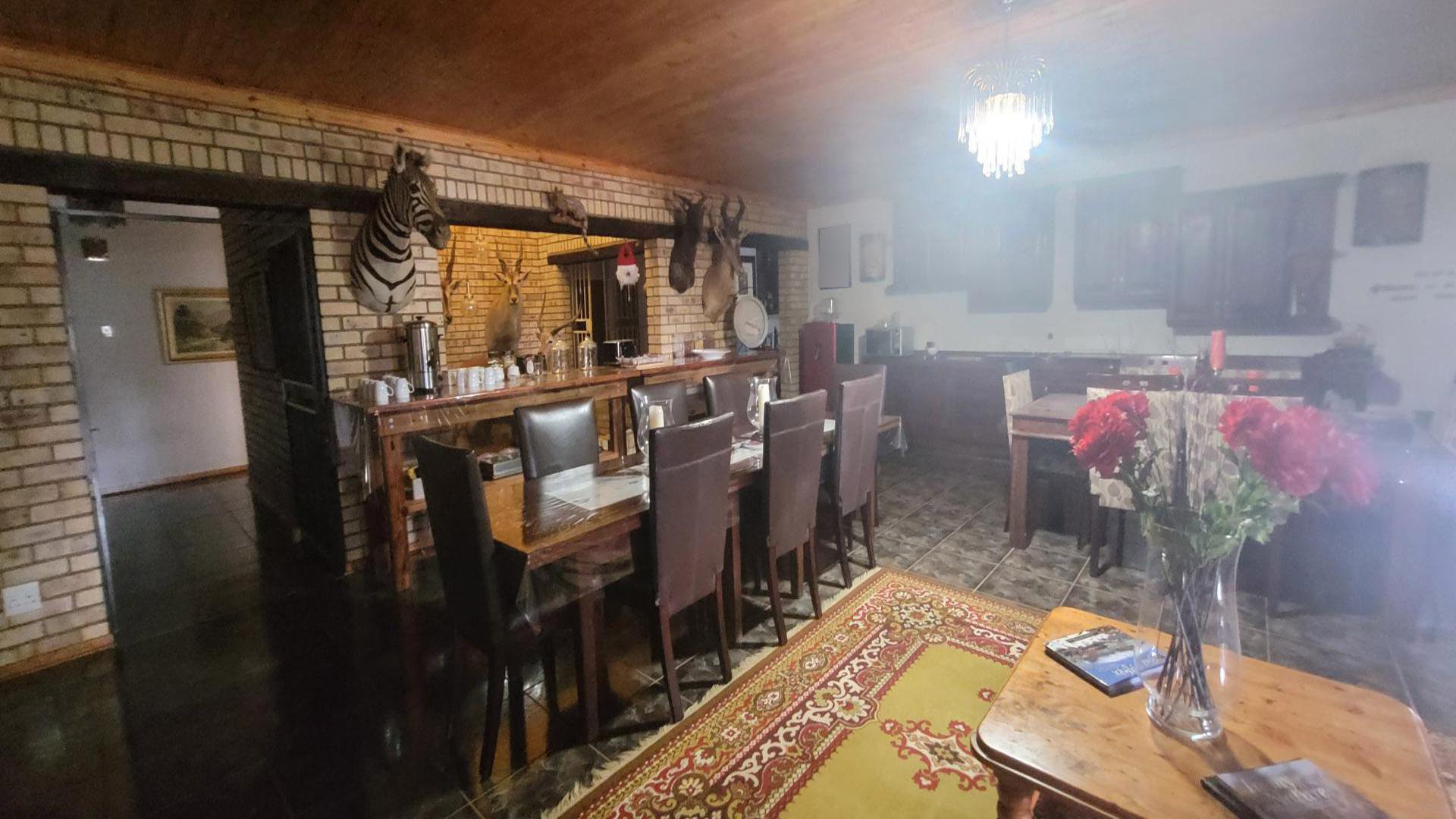 Dining Room of property in Dagbreek