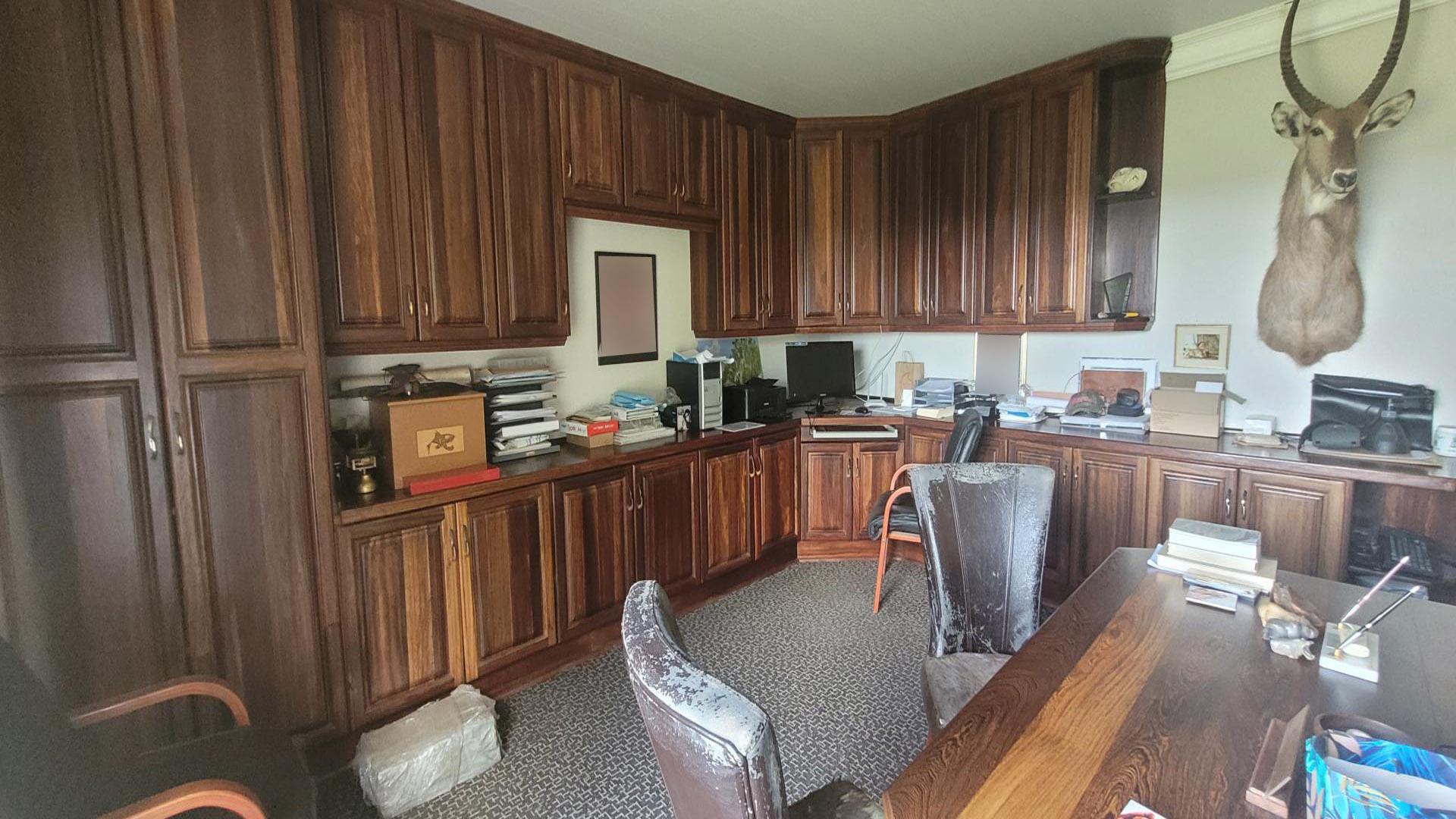 Study of property in Dagbreek