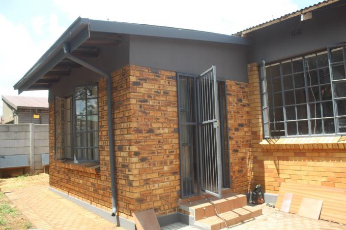3 Bedroom House for Sale For Sale in Krugersdorp North - MR633115
