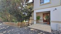 Front View of property in Maroeladal