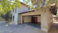 Front View of property in Maroeladal
