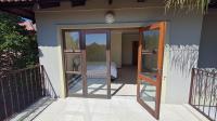 Patio of property in Maroeladal