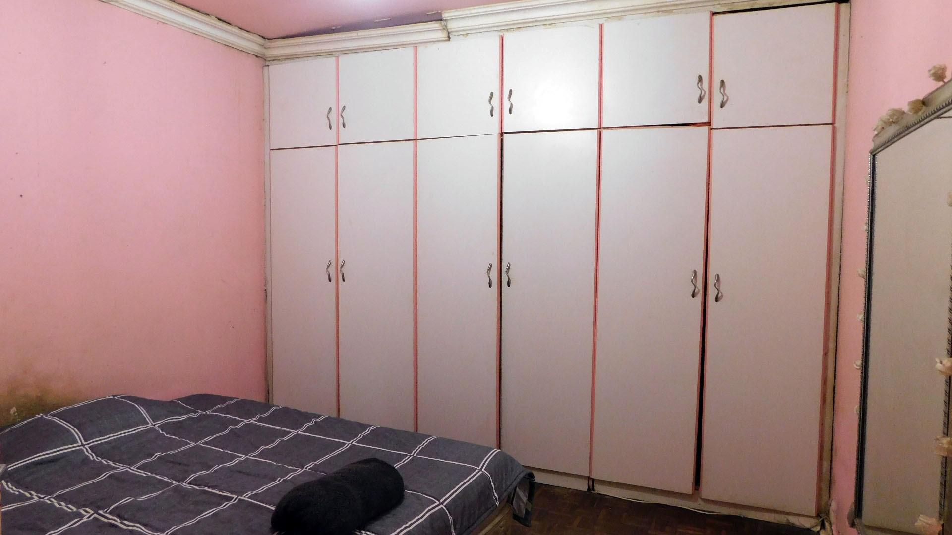 Bed Room 2 - 14 square meters of property in Silverglen