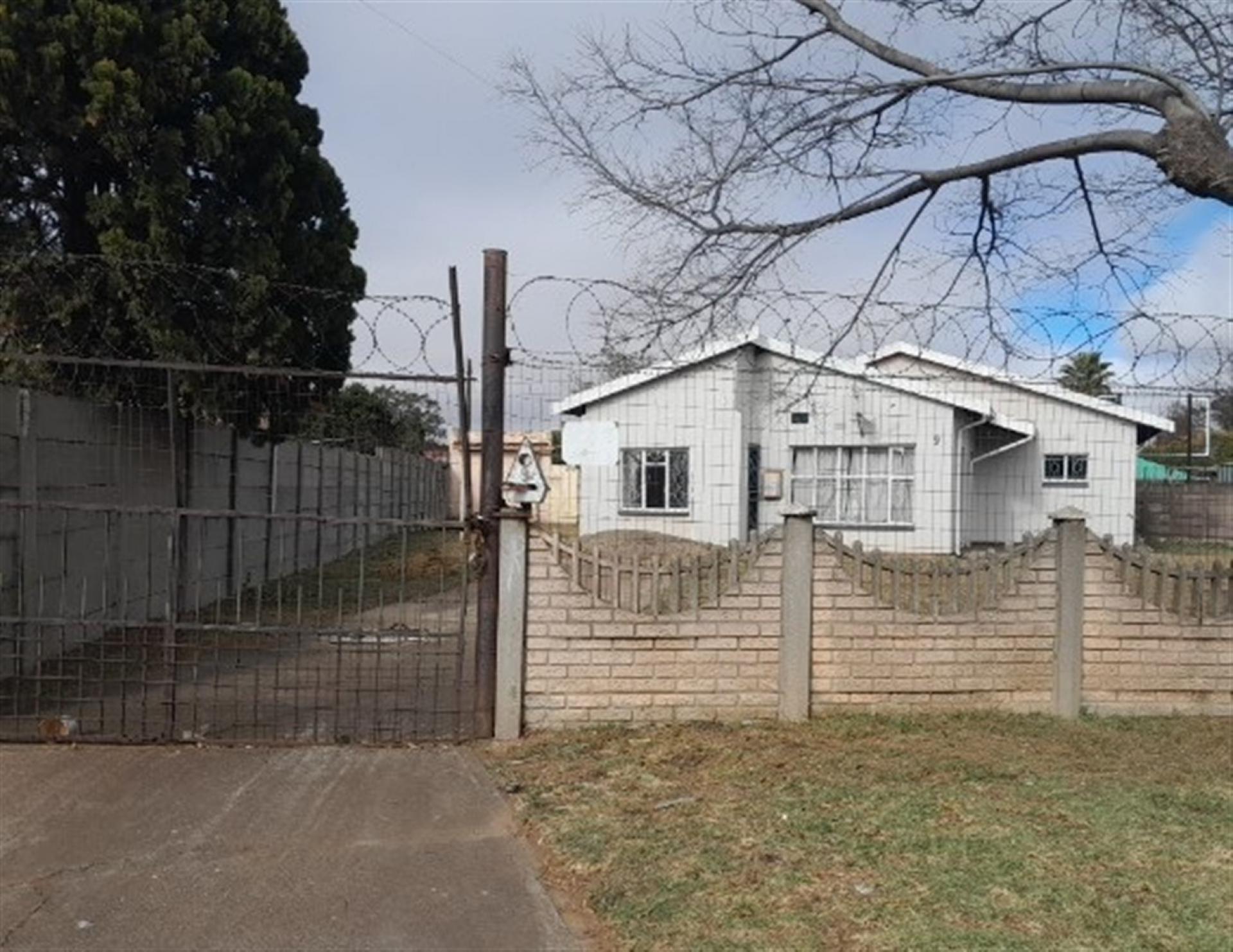 Front View of property in Randfontein
